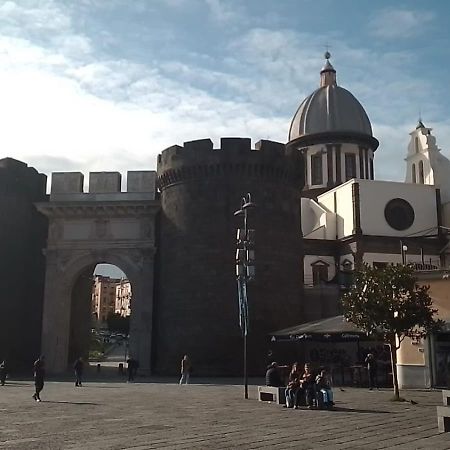 דירות נאפולי Puntoxenia Torri Aragonesi מראה חיצוני תמונה